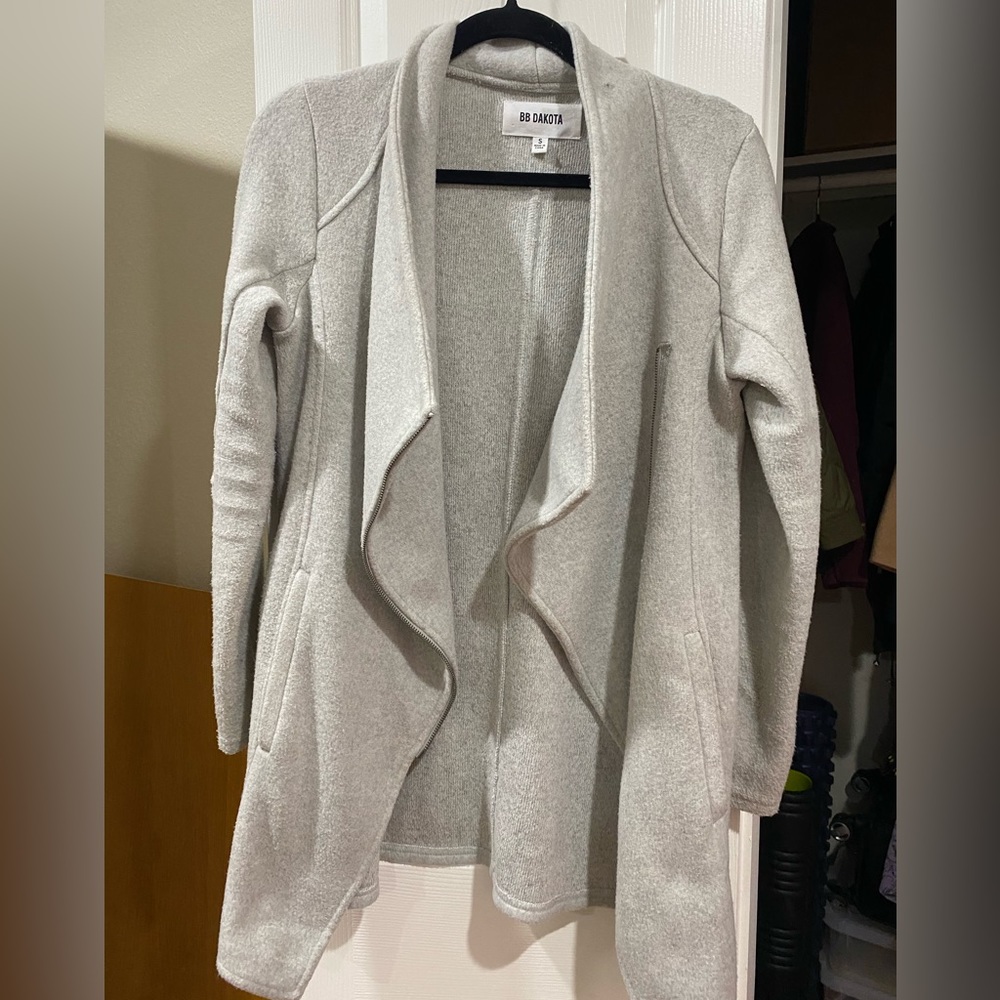 BB Dakota Sweater Zip Up Cardigan